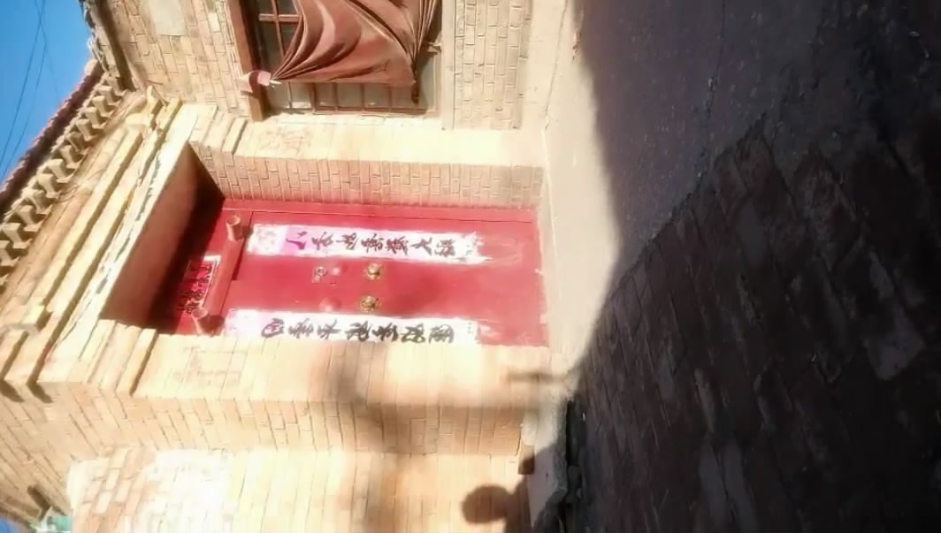 [MP4/ 1010M]&amp;nbsp; 站街女探花大萌萌下午城中村性地探秘天气太冷没啥货80块整了个稀毛少妇服务态度还不错