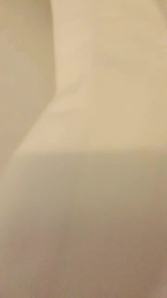 [MP4/ 453M] 新片速递周导的夏天女大学生挣钱堕胎约男技师上门服务闺蜜偷拍结果在浴室就干起来了