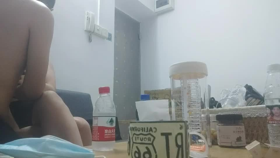 [MP4/ 1.06G] 张无忌666，泡良大佬新出炉佳作，26岁离异小少妇，美乳坚挺活又多，后入太深受不了