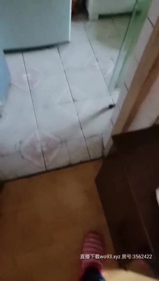 [MP4/ 1.1G]&nbsp;&nbsp;真实直播禁忌の恋跟嫂子做爱 交中竟然跟自己老公打电话