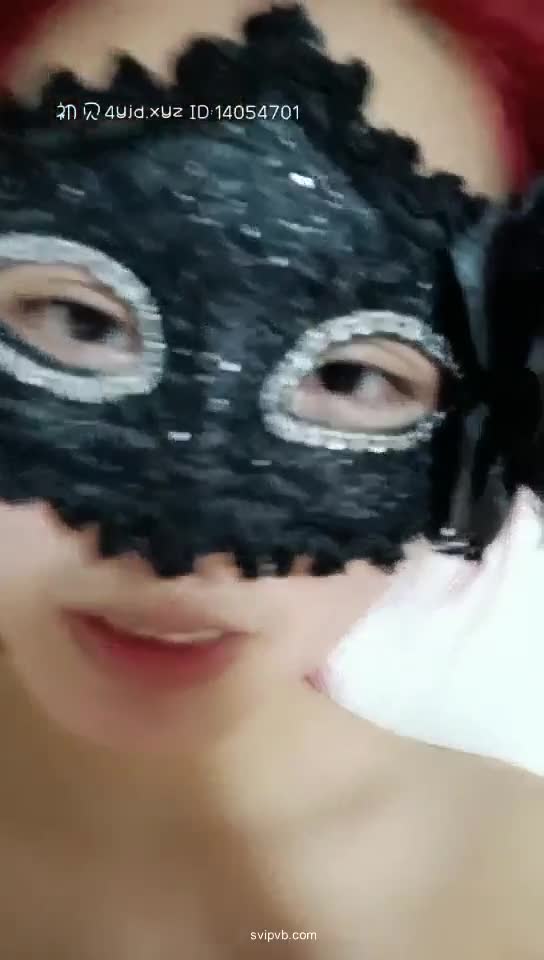 [MP4/ 2.12G] 重磅资源森森木木首次平台啪啪 被大屌男鞭子虐待各种姿势啪啪