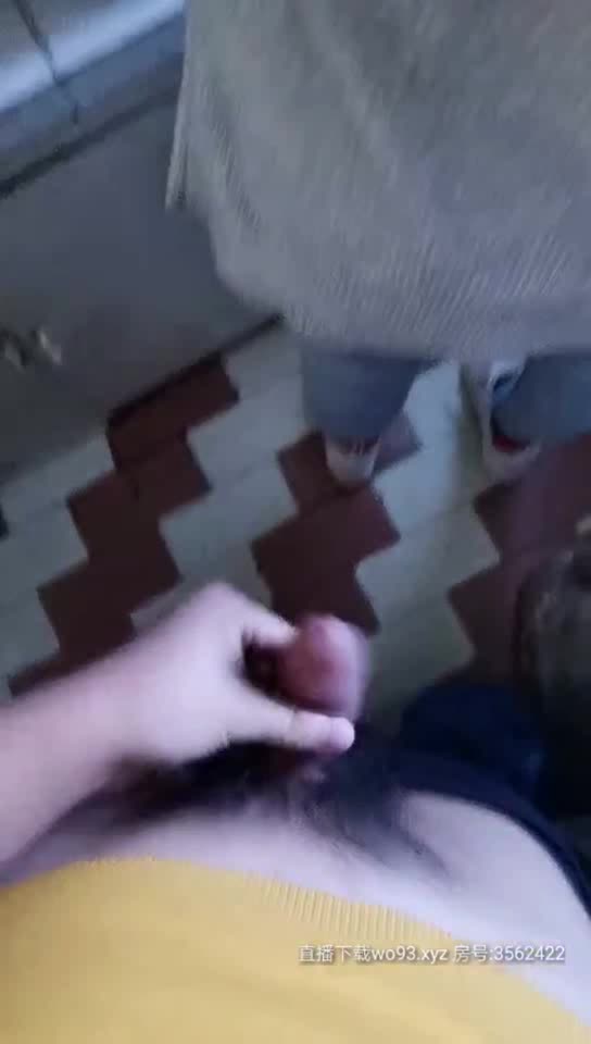 [MP4/ 1.1G]&nbsp;&nbsp;真实直播禁忌の恋跟嫂子做爱 交中竟然跟自己老公打电话