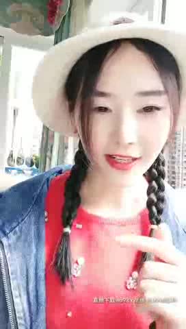 [MP4/ 3.66G]&nbsp;&nbsp;重庆妹子到农村挑逗大叔摸逼 野外撒尿露大白肥臀 掰穴发骚