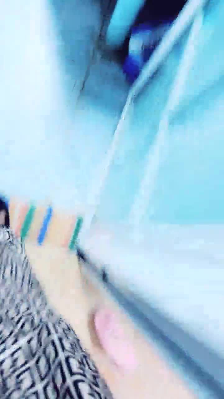 [MP4/ 1.14G]&nbsp;&nbsp;剧情演绎当男友的面和妹夫妹妹玩双飞 小鲜肉妹夫年轻没一会就射了