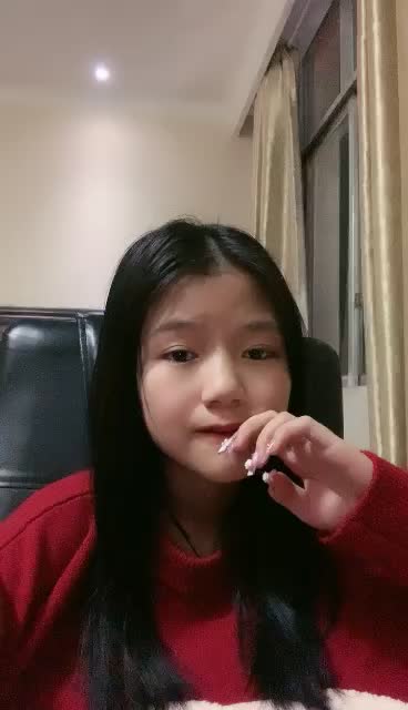 [MP4/ 1.24G] 清纯甜美小妹妹！强烈要求秀一下！浴室洗澡微毛馒头B，张开双腿特写，小男友大屌插嘴磨蹭