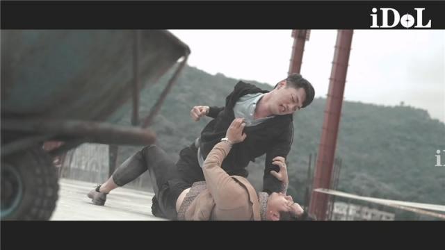 爱豆传媒 ID-5289《狂飙》徐江为子复仇强暴高启兰-心萱[MP4/536MB] - 截图12