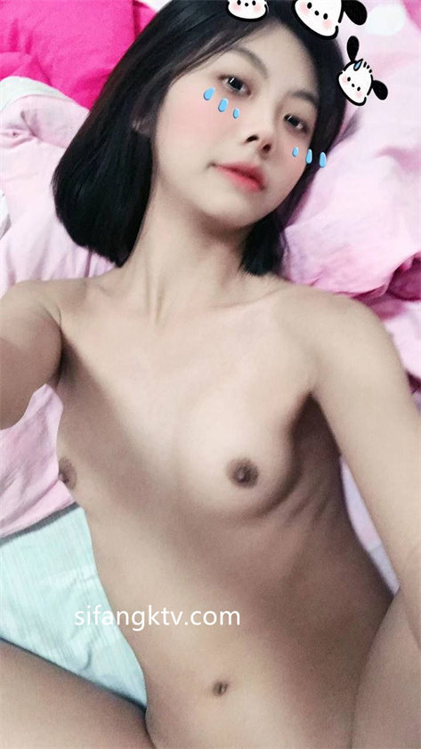 台灣人氣模特兒「艾希」性愛影片流出4部