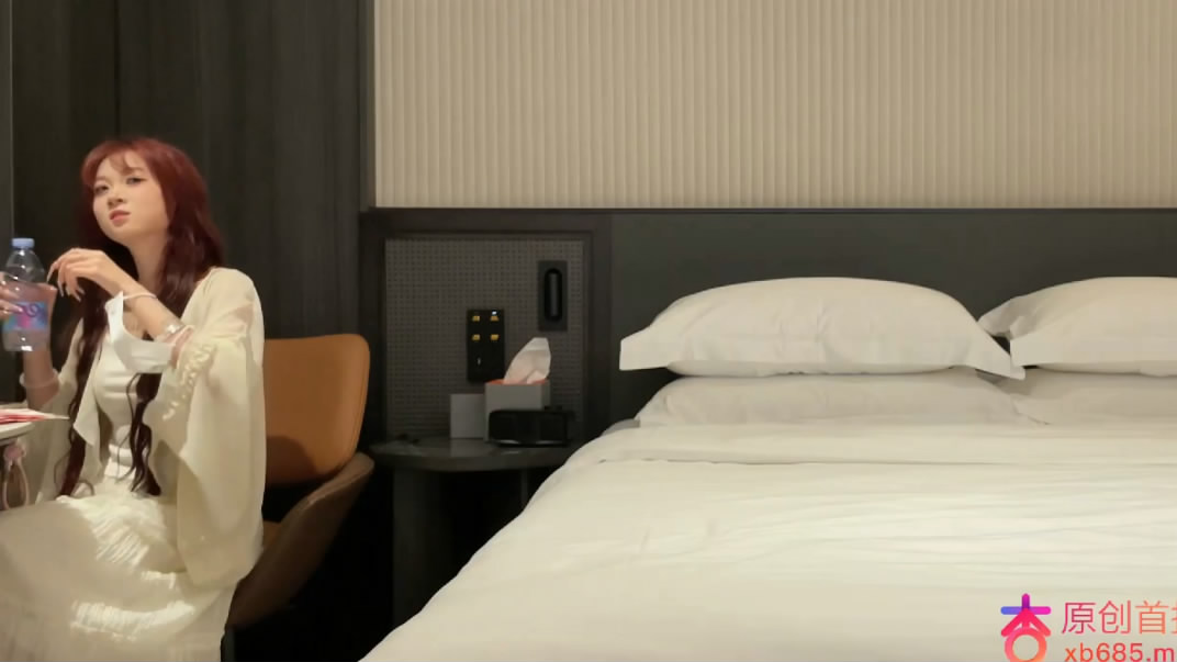 ❤️❤️❤️黑絲漁網旋轉玩具雙插擴肛被大雞吧爆菊花小穴潮噴內射灌滿精液