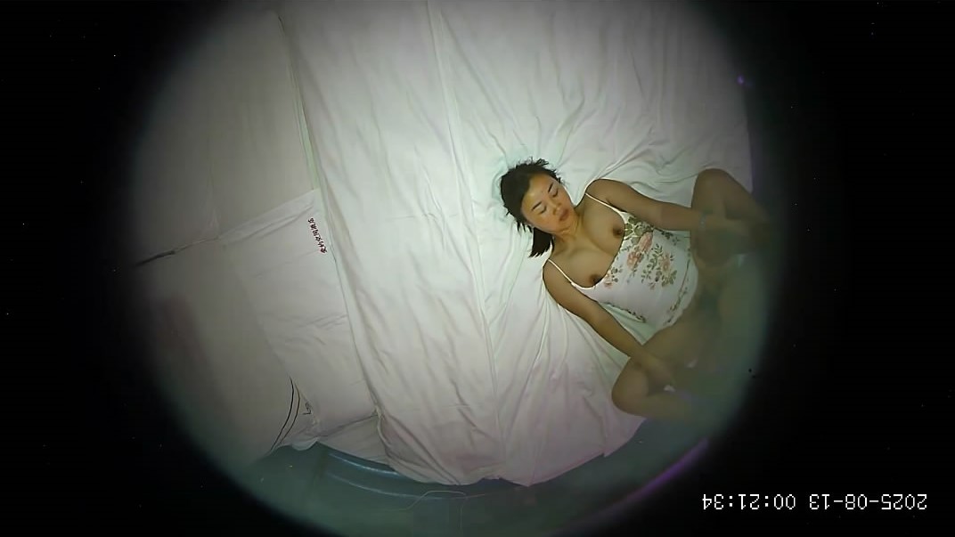 ❤️❤️❤️P站Xreindeers性感亞洲女孩在派對私人房間里激情啪啪