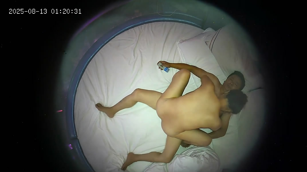 ❤️❤️❤️P站Xreindeers性感亞洲女孩在派對私人房間里激情啪啪