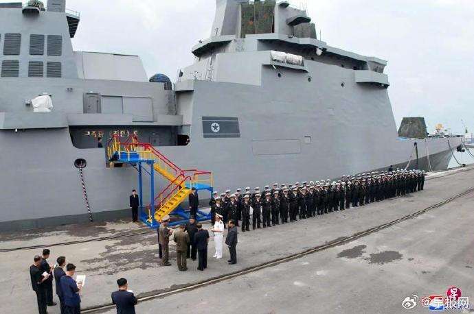 f8u3h7.jpg