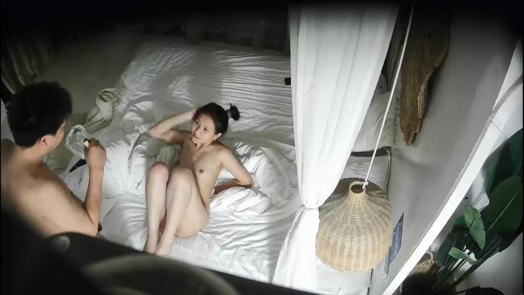 ❤️❤️❤️村霸金链哥有夫少妇刘燕玉愉情幽会舔吃小钢炮被后入爆操样子非常淫骚