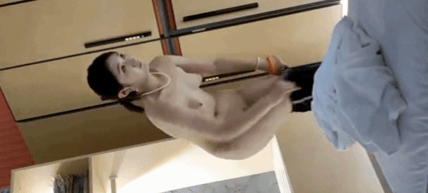 俄羅斯裸體綜藝整蠱路人節目