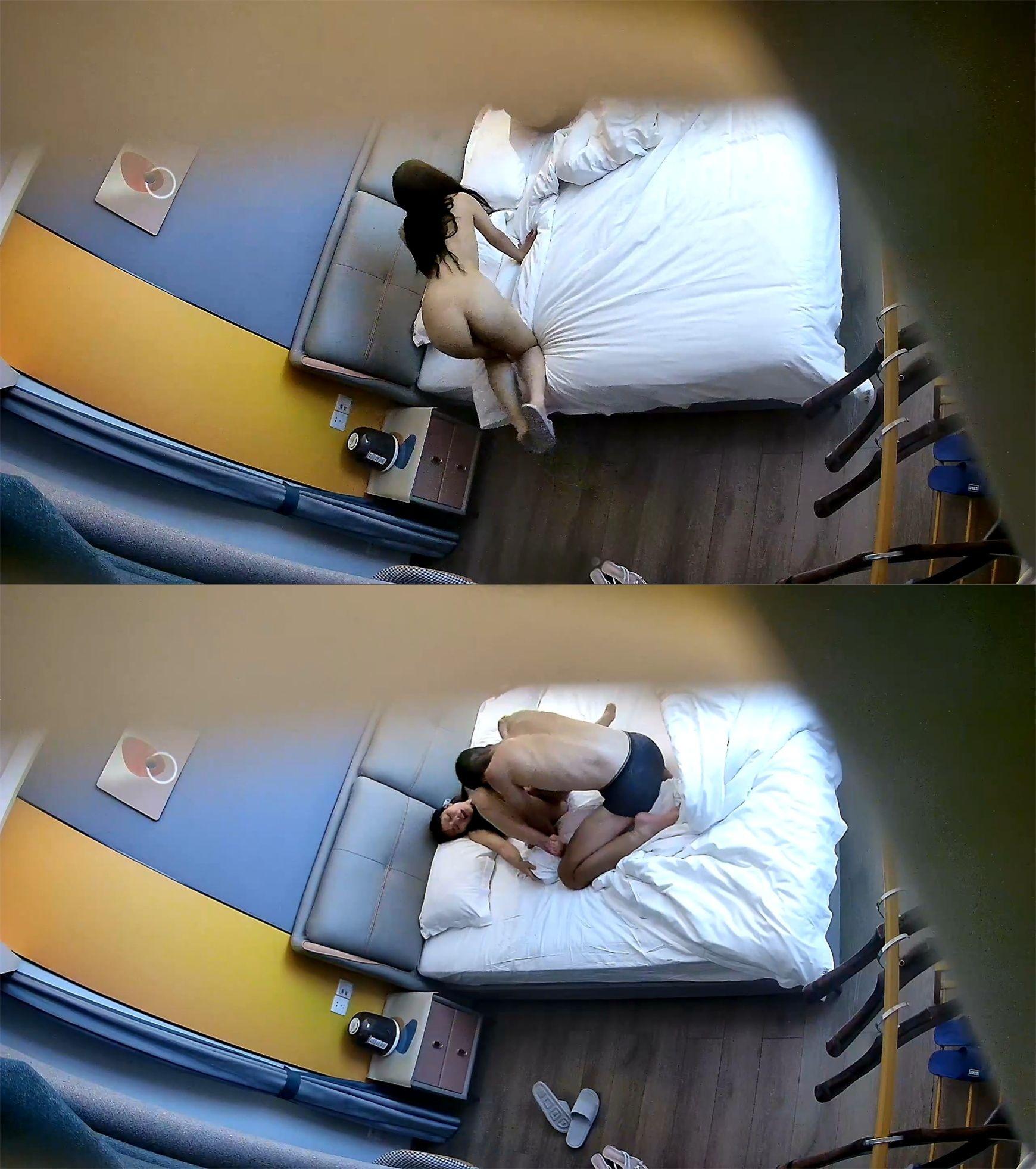 ❤️❤️❤️：FansOne亞洲臀後艾莉在圖書館看書被偷看「你要看就要負責到底阿!」