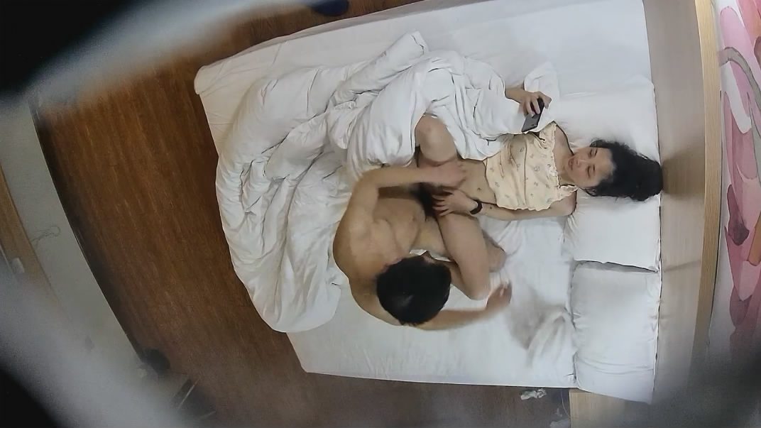 ❤️❤️❤️FansOne光頭炮王【曾強】狩獵菲裔櫃姐,豐唇版巨乳“林依晨”