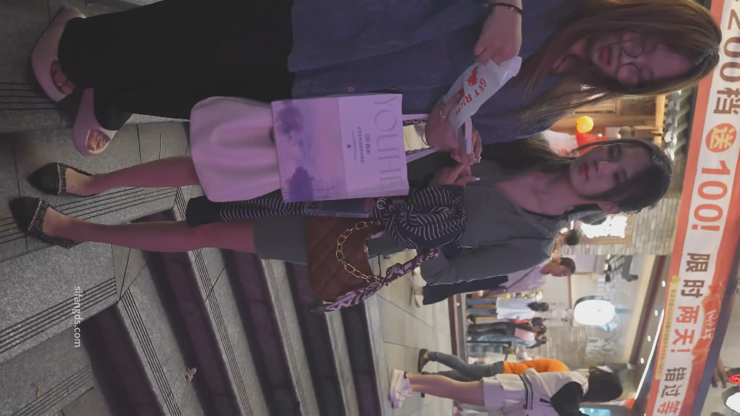 ❤️❤️❤️醫院內部實習生偷拍❤️給美女做陰道檢查的過程