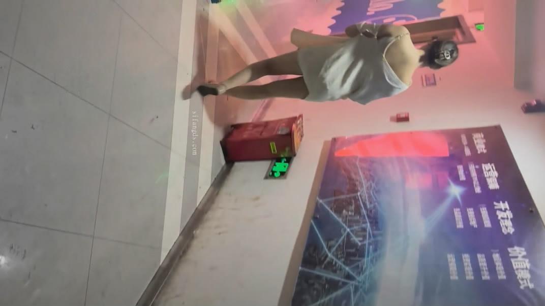 ❤️❤️❤️[高潮][2022法國眾多黑絲嫩模集體做愛，個個身材火辣，長腿大美女]