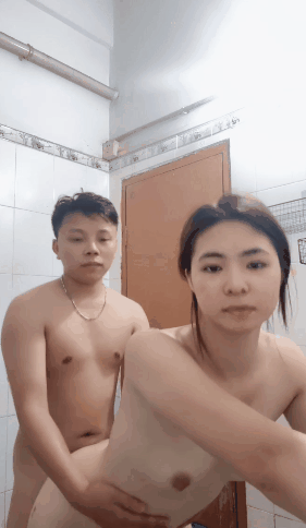 【短片x20】爆乳臉色潮紅美女～插嘴操逼～誘惑至極