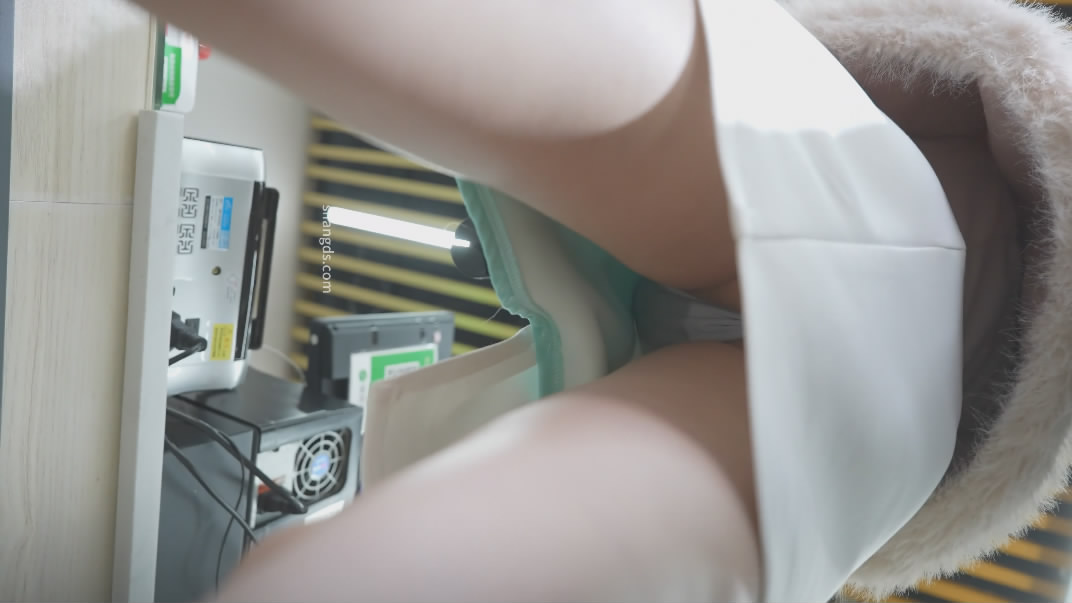 ❤️❤️❤️萬人追蹤極品蜜桃臀女神戶外溫泉水戰,內窺鏡看屁眼在肛交