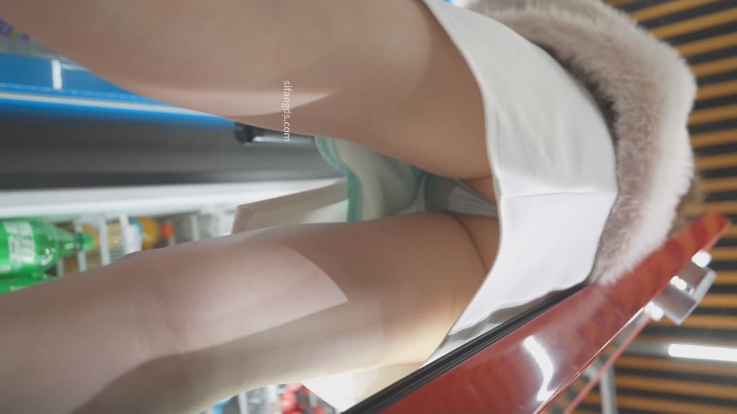 ❤️❤️❤️萬人追蹤極品蜜桃臀女神戶外溫泉水戰,內窺鏡看屁眼在肛交