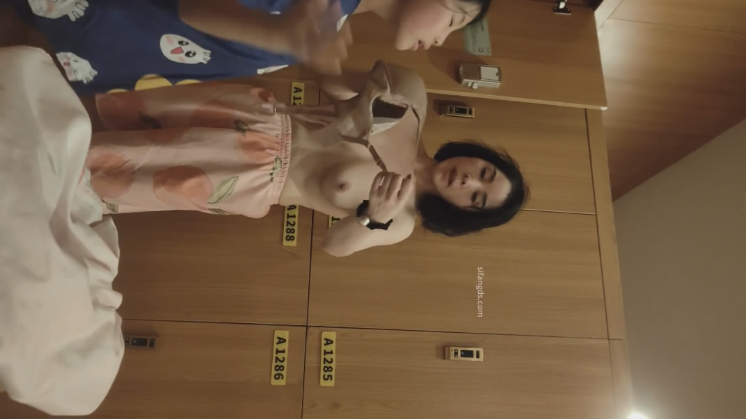 ❤️❤️❤️【黑傑克】無套內射，電流放尿，SM調教學生妹