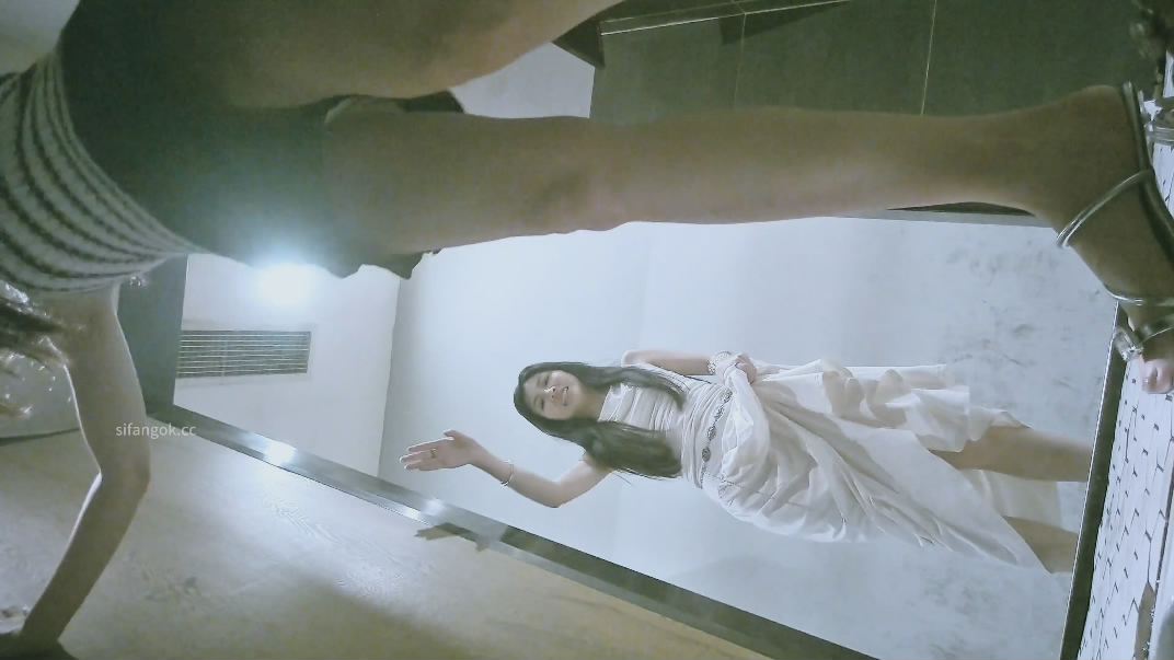 ❤️❤️❤️極品顏值甜美大圈妹子❤️各種體位騎乘猛抽猛操三千下！