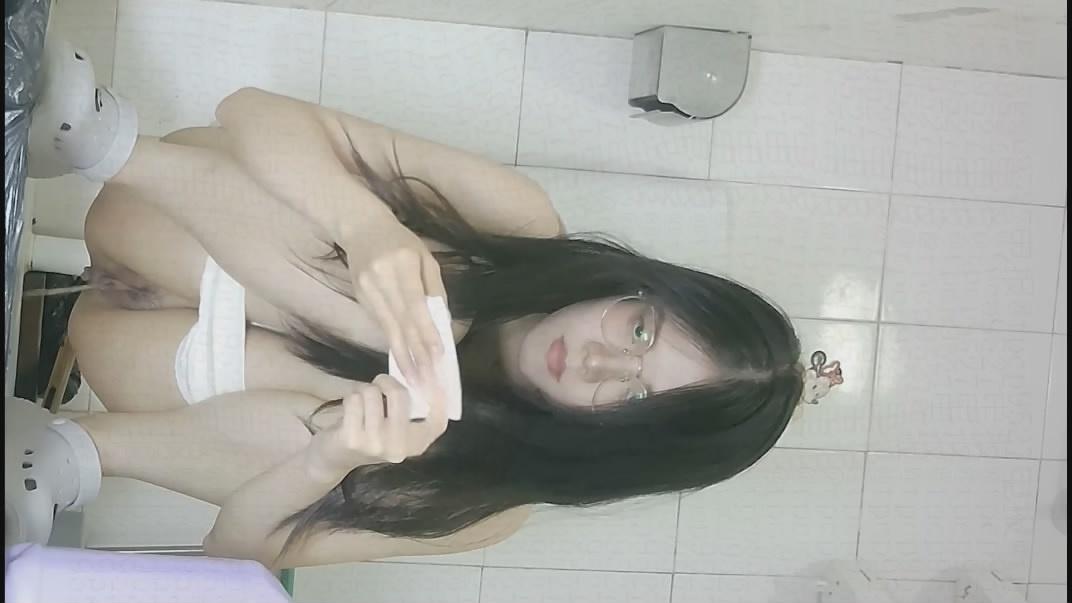 ❤️❤️❤️P站著名博主淫欲少婦法籍亞裔「Nicolove」OF露臉性愛私拍頂級亞裔網黃挨操阿黑顏