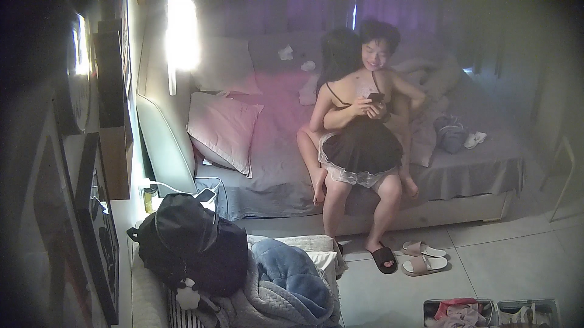 ❤️❤️❤️【狠台北探花】年輕高冷的美腿嫩妹被幹爽舒服的喊快點