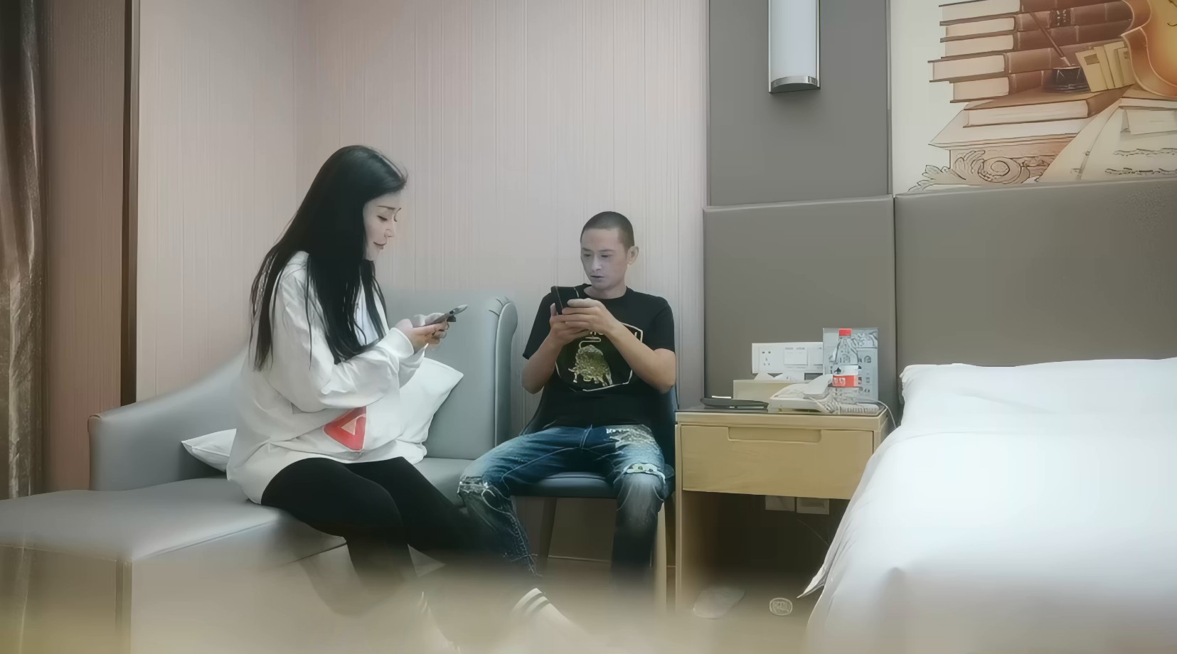 【短片x20】黑絲女郎肉體服務冉冉學姐