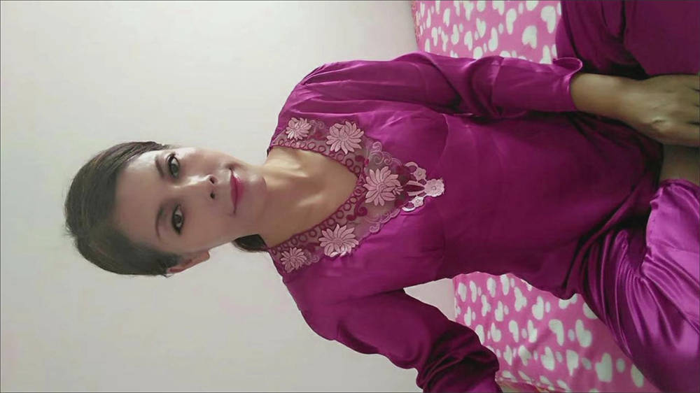 【短片x20】浙江財經大學美女吳微吃雞被洋屌顏射！