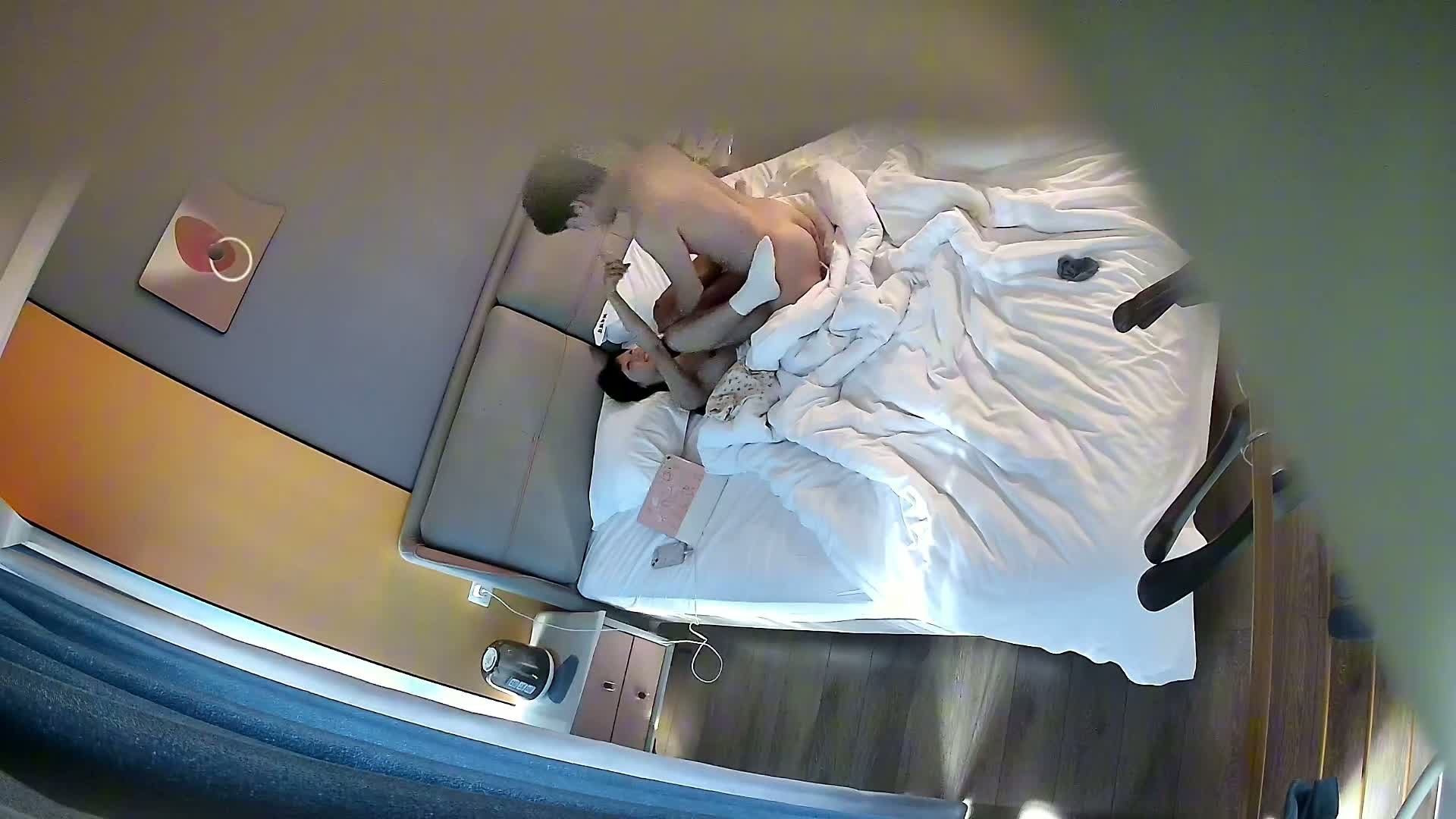 【短片x20】讓人雞巴邦硬～垂涎三尺的極品禦姐～太他媽騷了