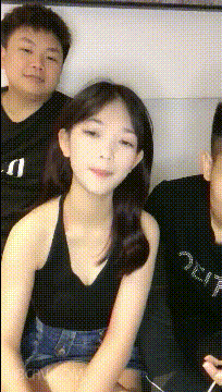 【短片x20】網紅臉美腿小姐姐～扣穴自慰～翻白眼尿尿