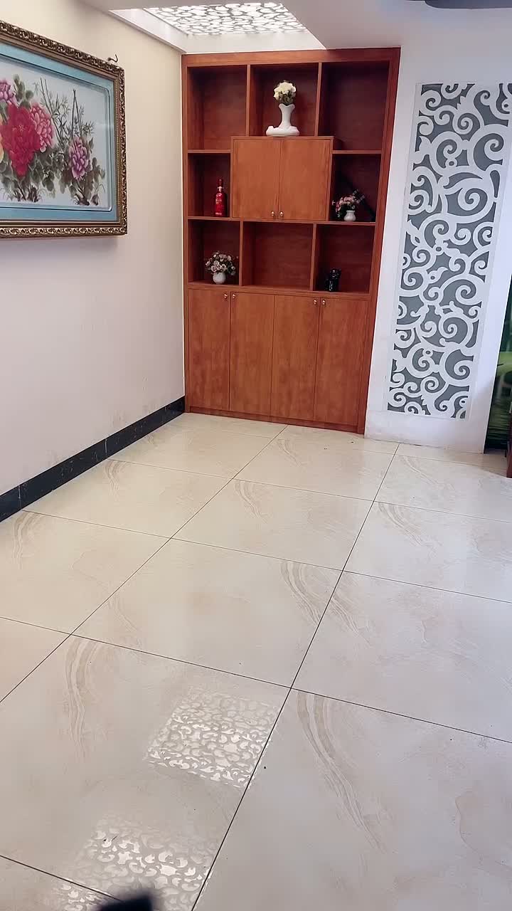 【短片x20】不僅人漂亮奶大水多～騷水噴不停