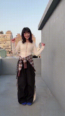 【短片x20】偷穿情趣絲襪的妹妹