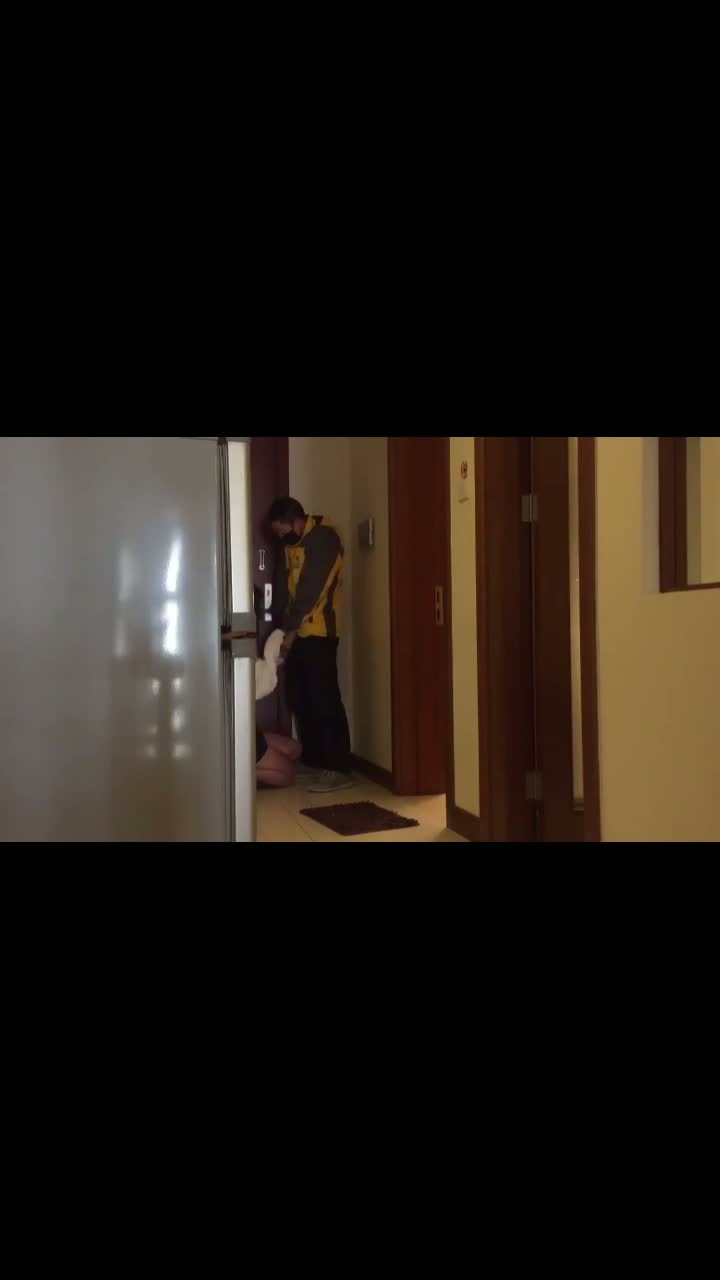 【短片x20】武漢大學饑渴情侶宿舍上鋪直接開乾