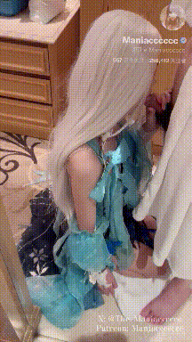 【短片x20】陰蒂上帶着小鈴铛