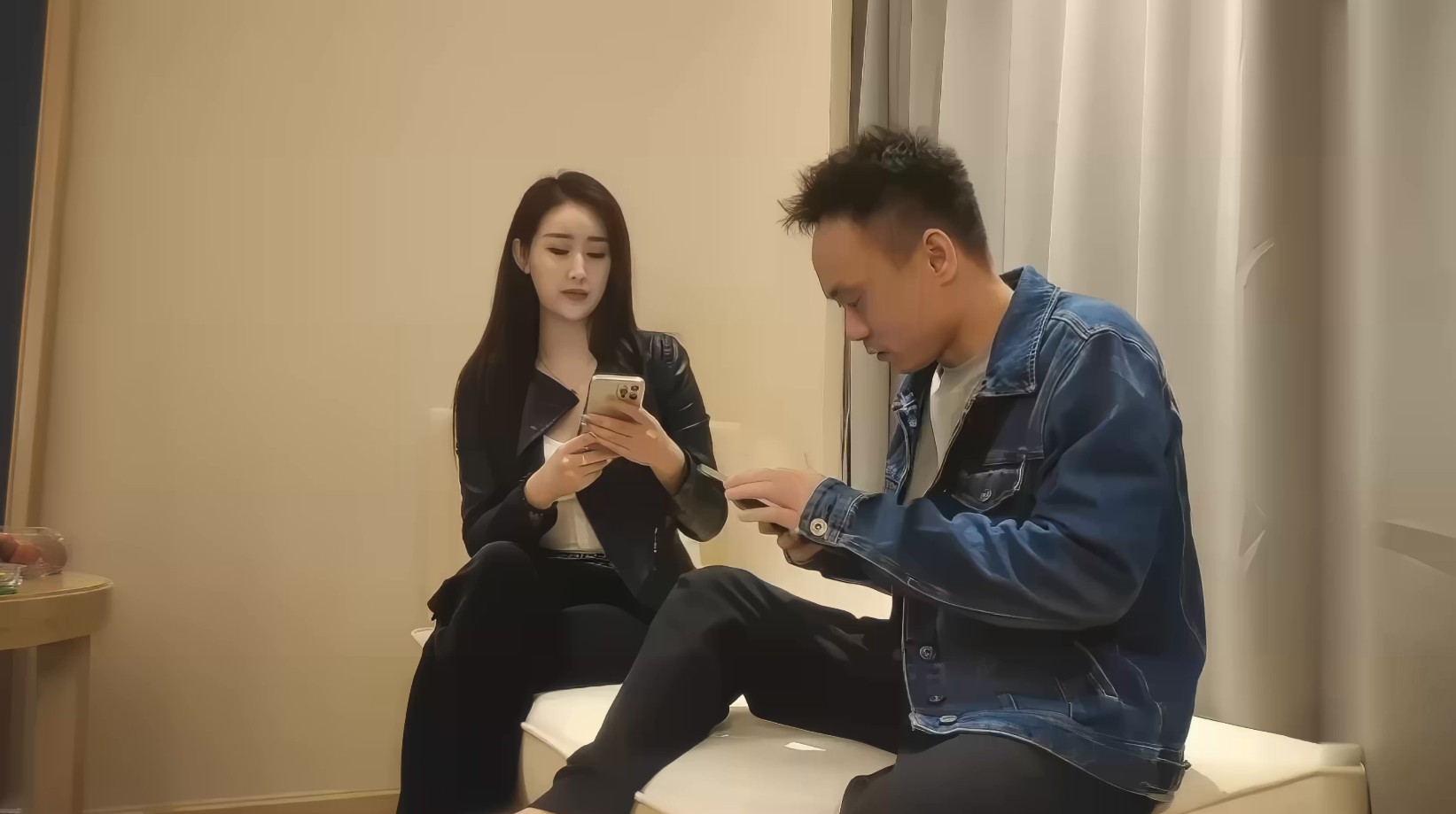 【短片x20】超極品大奶大乳暈【小小t】只玩線下