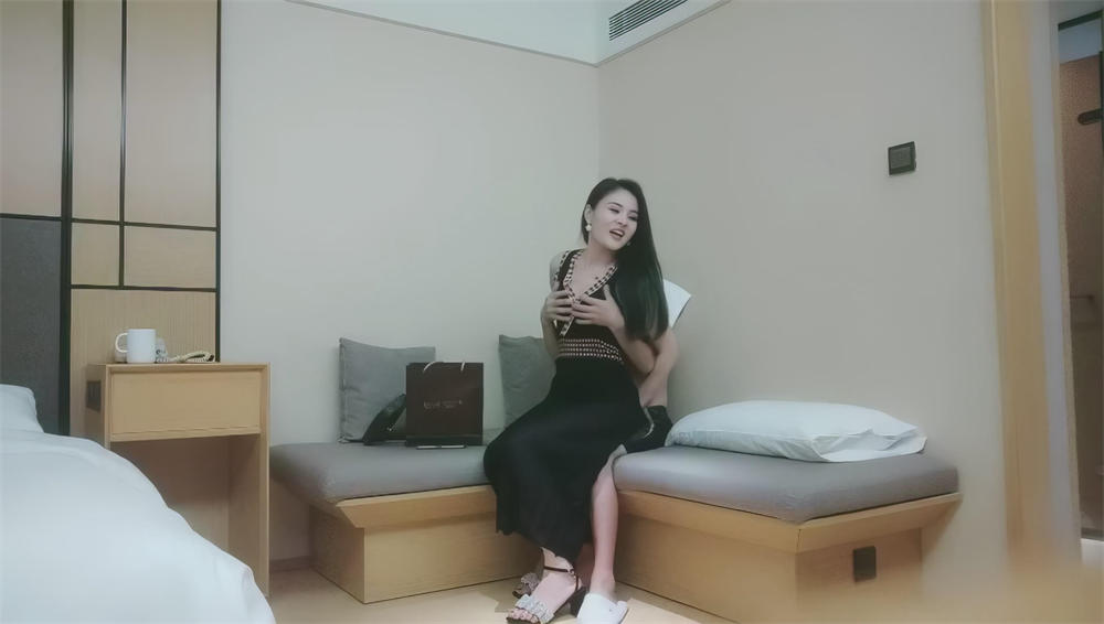 【短片x20】超極品大奶大乳暈【小小t】只玩線下