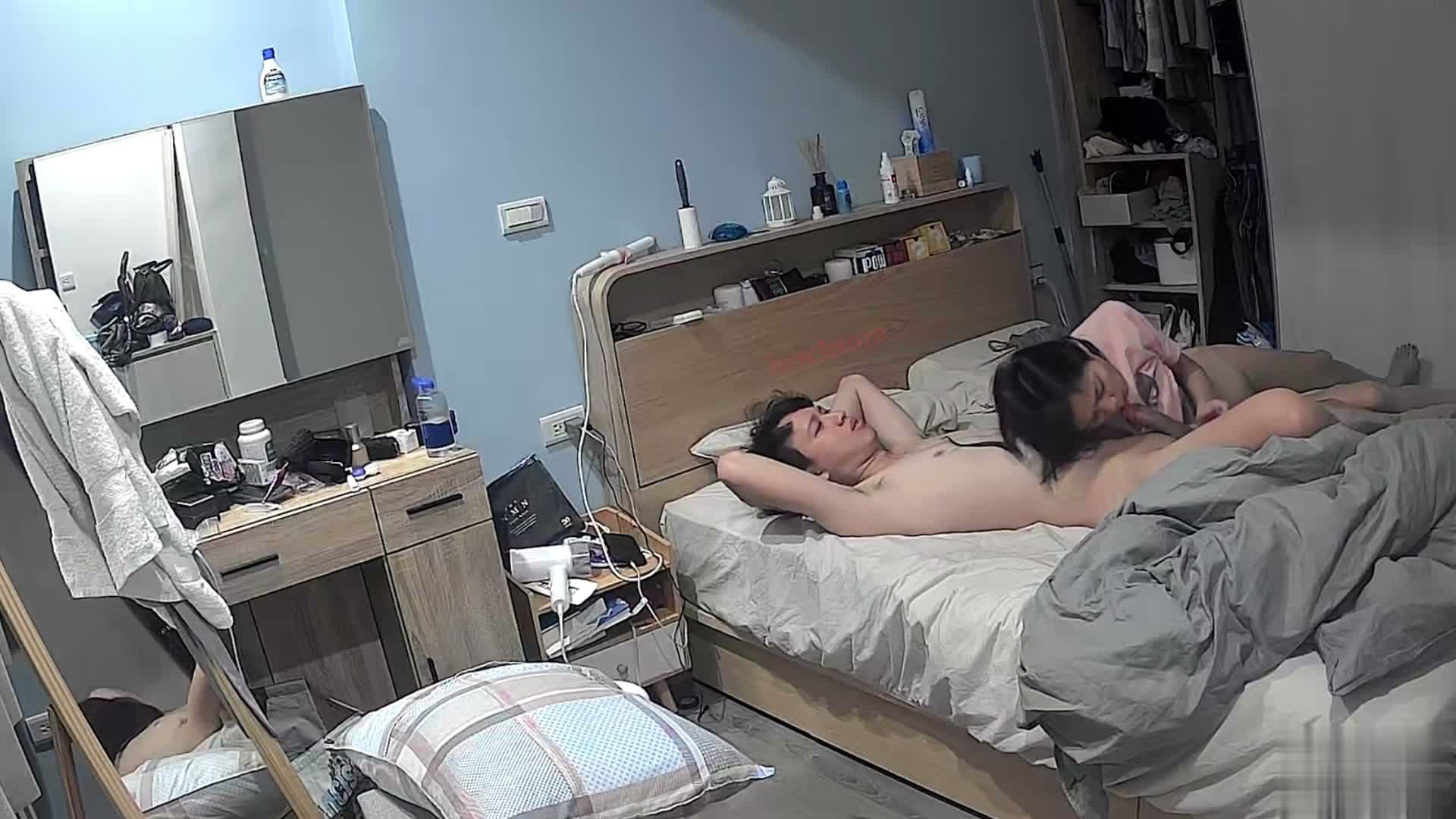 ZiZzED.jpg