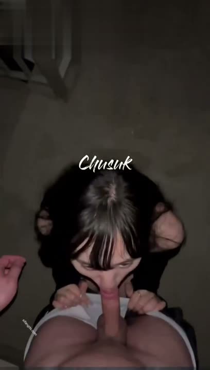 ZeHCqb.jpg