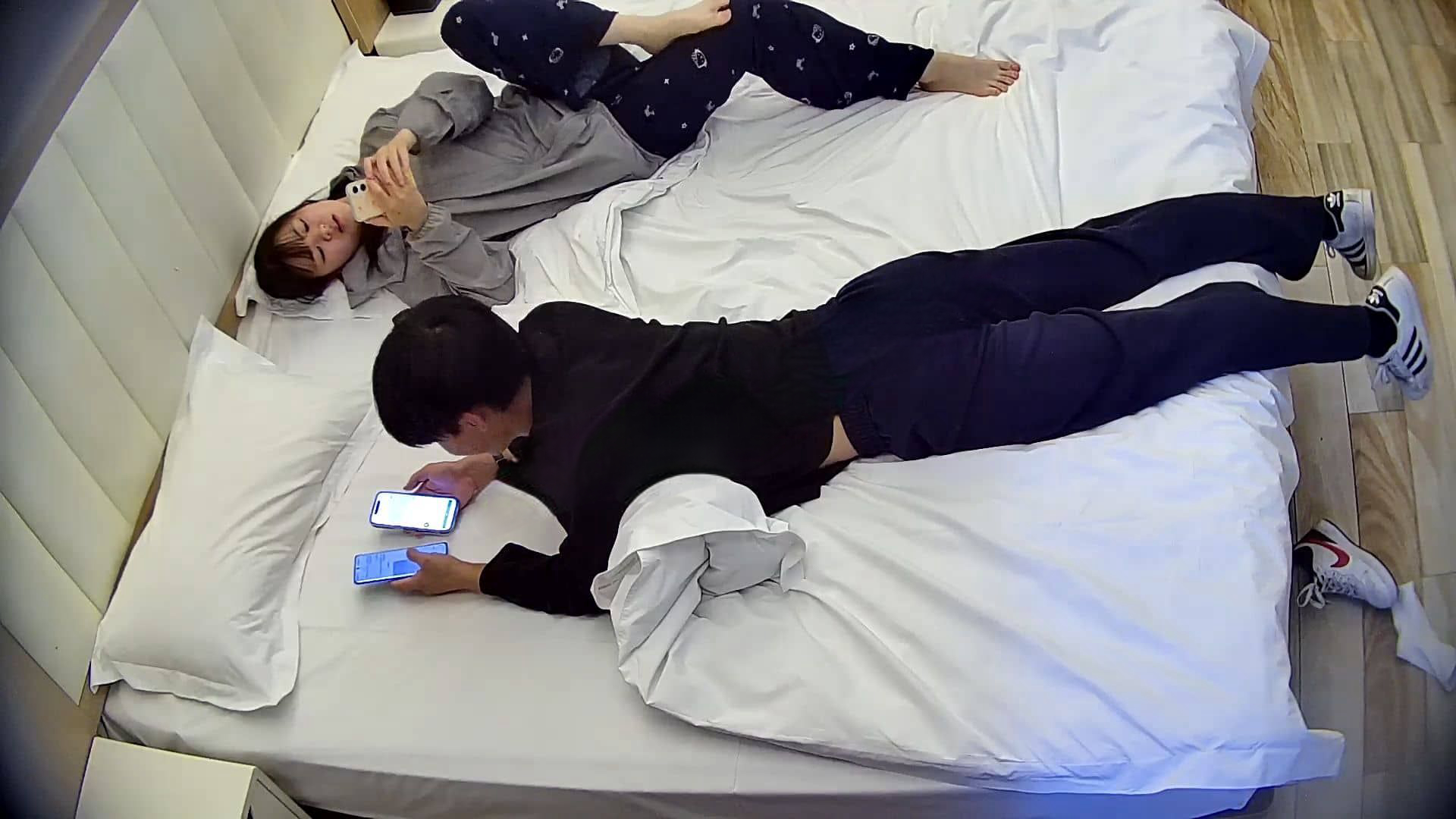 【短片x20】可欲可甜身材嬌小美眉，主打就是青春嫩嫩的