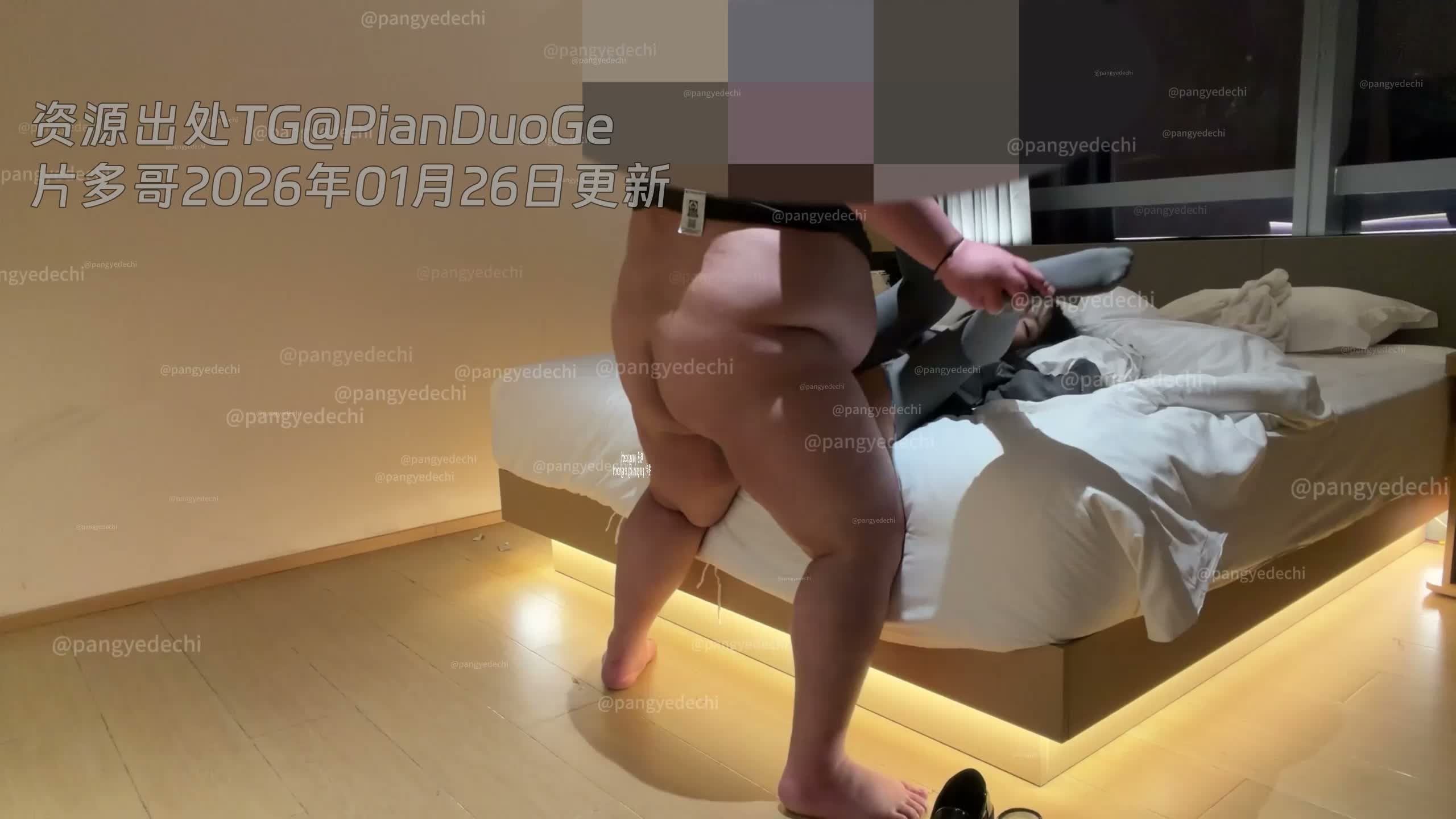 ZjHSwc.jpg