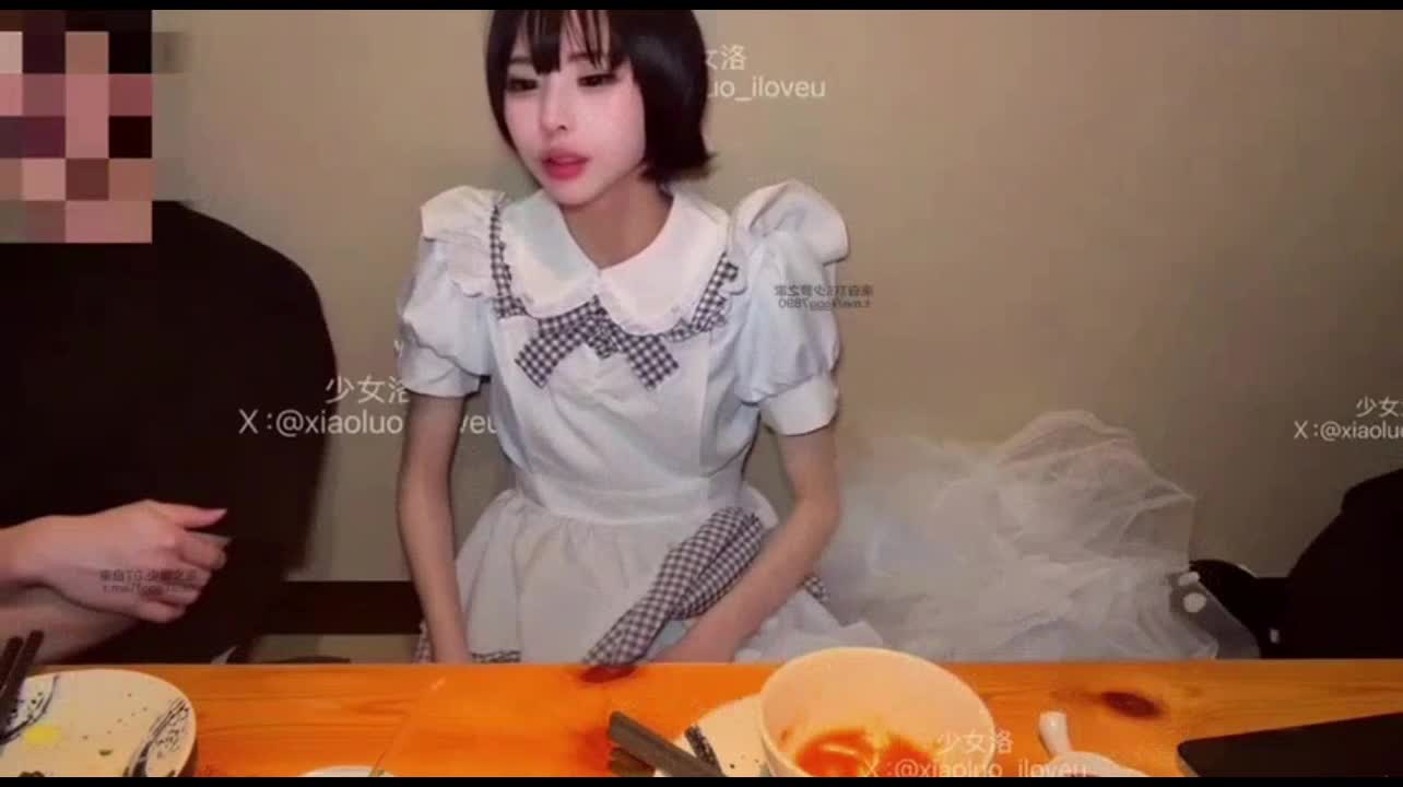 【短片x20】可欲可甜身材嬌小美眉，主打就是青春嫩嫩的
