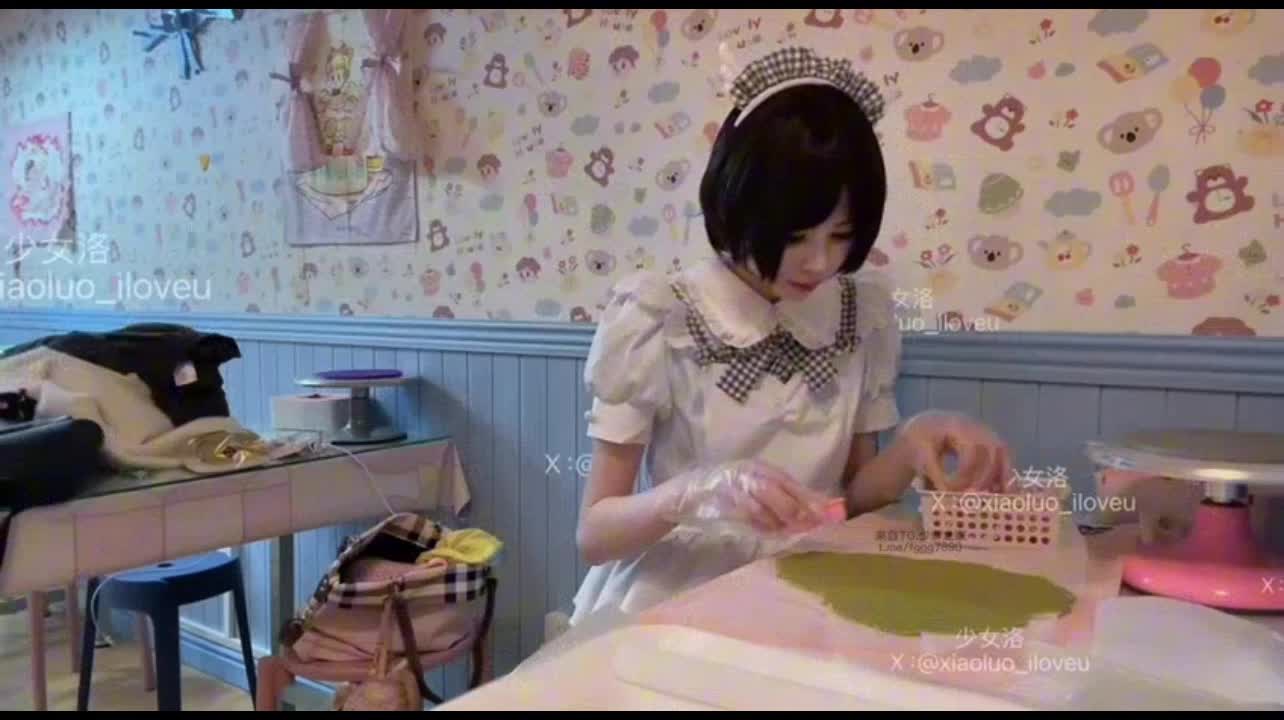 【短片x20】可欲可甜身材嬌小美眉，主打就是青春嫩嫩的
