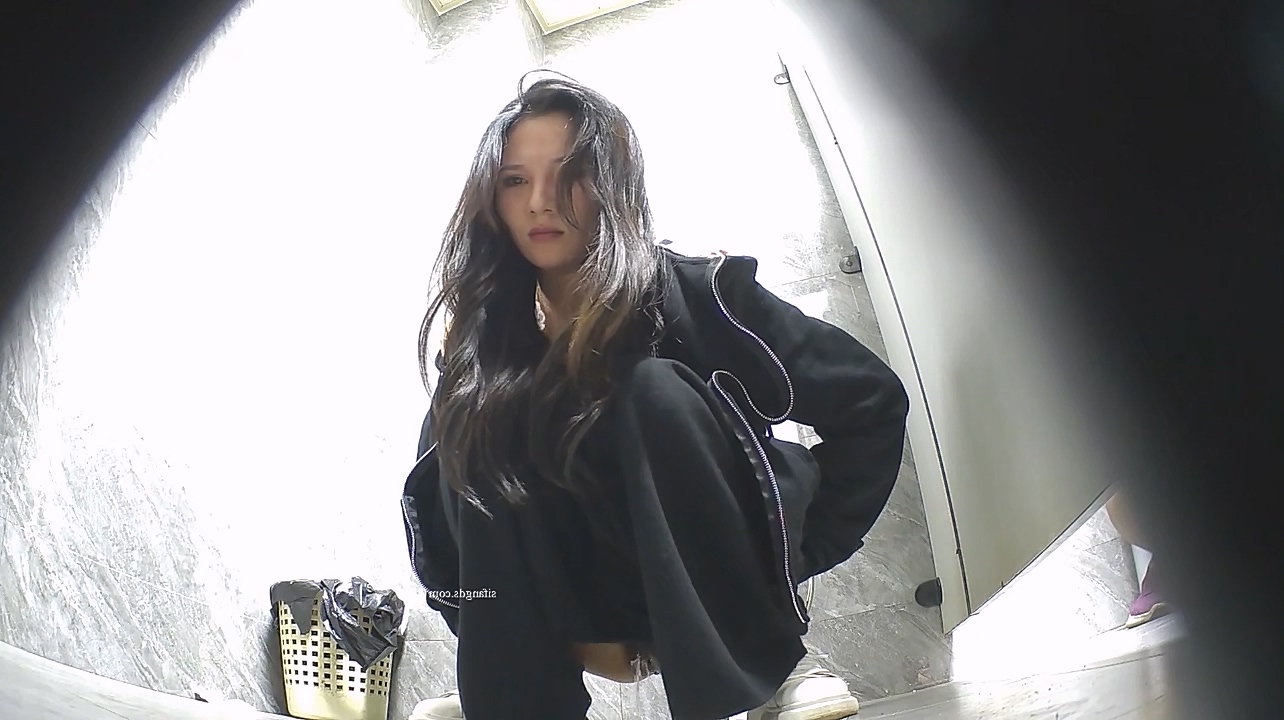 【短片x20】在酒吧認識的極品學生妹