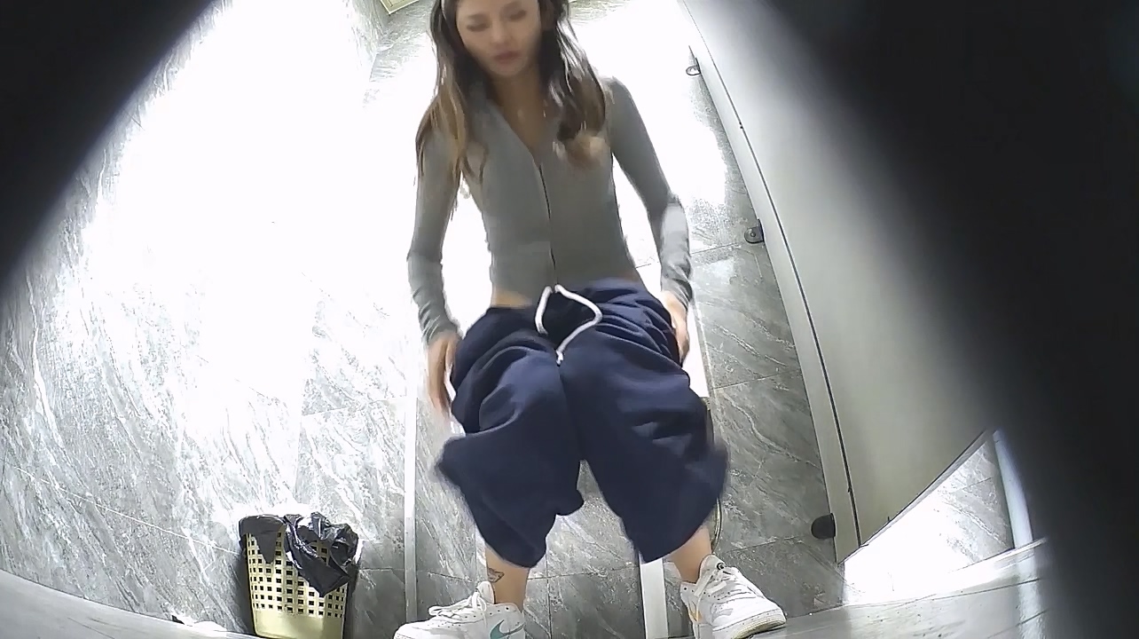 【短片x20】在酒吧認識的極品學生妹