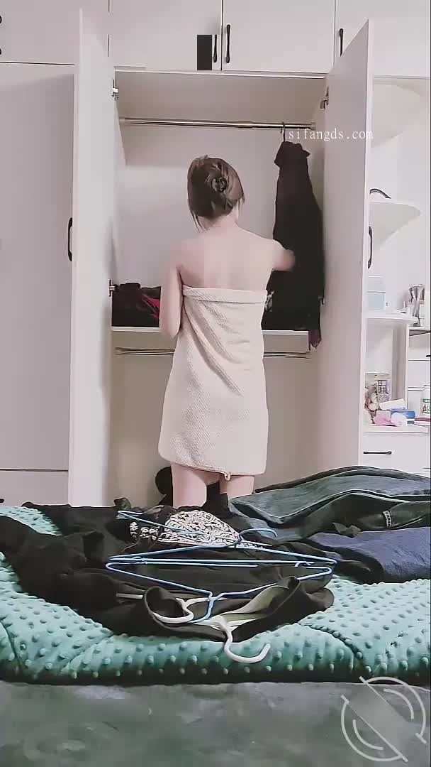 ZVM5U1.jpg