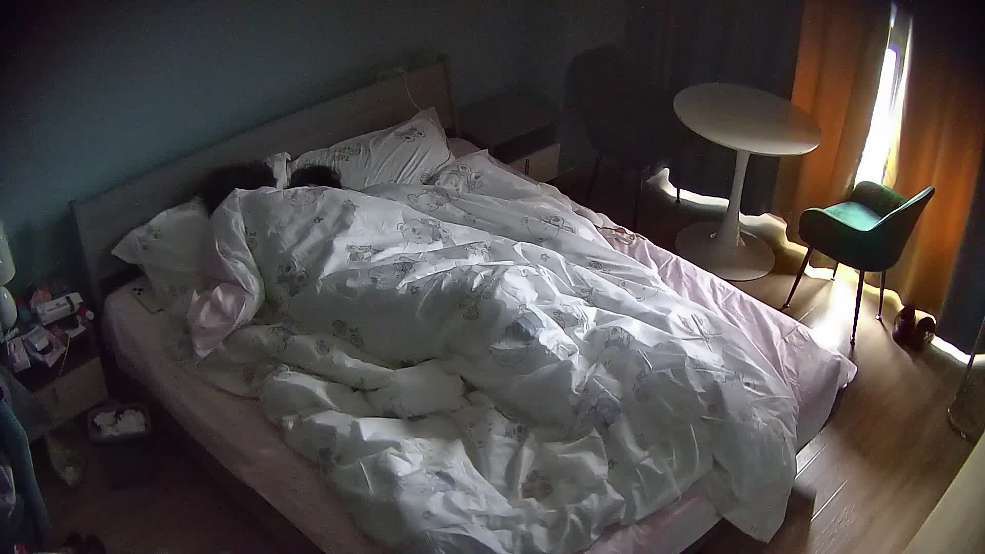 ZOwzaU.jpg