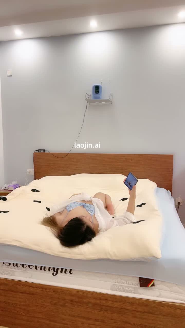 Zm6NaG.jpg