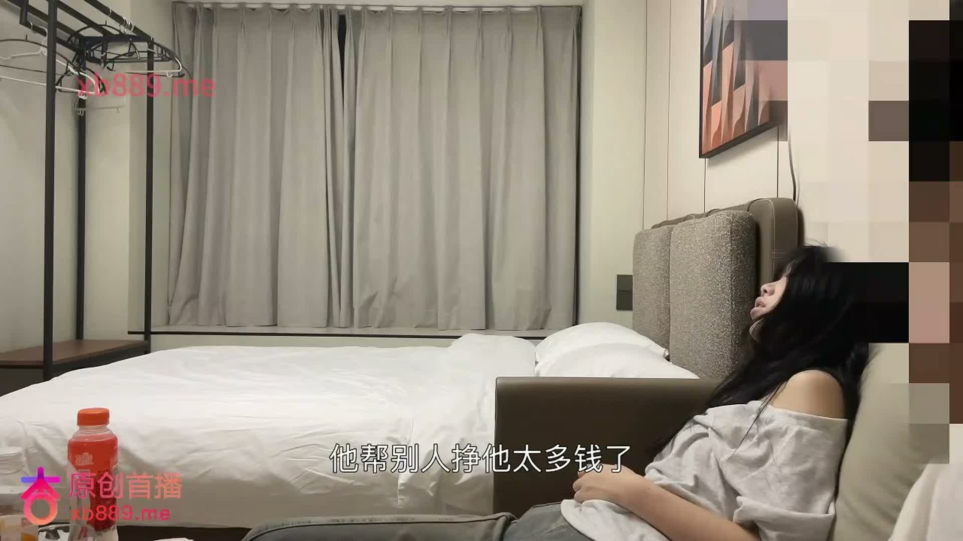 Zmoy3z.jpg